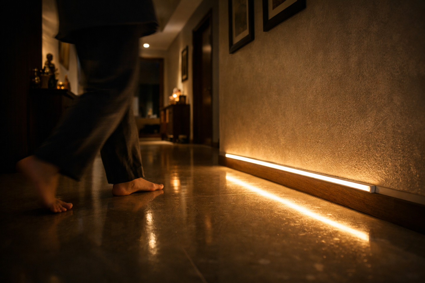 Smart Motion Sensor LED Light – Wireless & Rechargeable